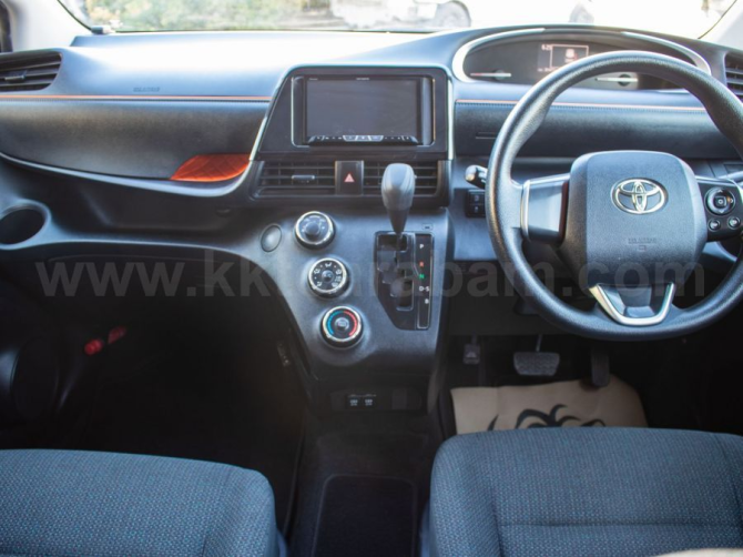 2019 MODEL AUTOMATIC TOYOTA SIENTA Girne - photo 6