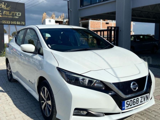 2019 MODEL AUTOMATIC NISSAN LEAF Nicosia