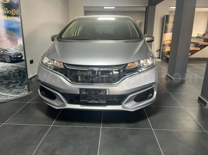 2019 MODEL AUTOMATIC HONDA FIT Nicosia - photo 4