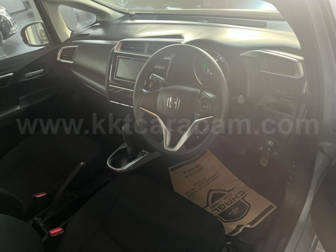 2019 MODEL AUTOMATIC HONDA FIT Nicosia - photo 5