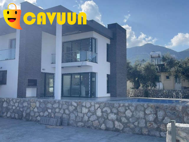 Ultra Luxury villa 4+1 with mountain and sea views Girne - изображение 1