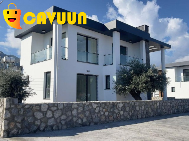 Ultra Luxury villa 4+1 with mountain and sea views Girne - изображение 2