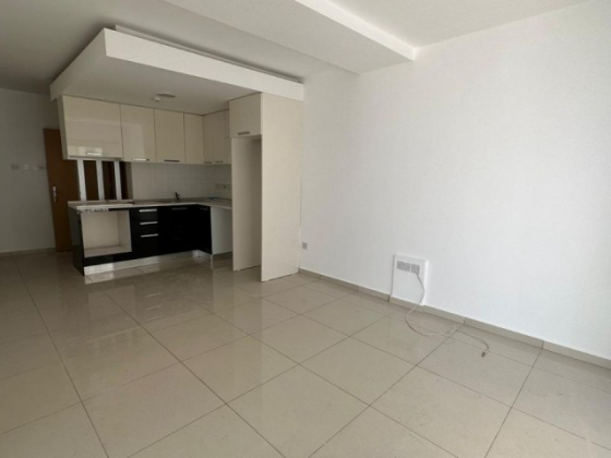 Renovated 2+1 apartment in the center of Famagusta, easy access, suitable for investment Gazimağusa