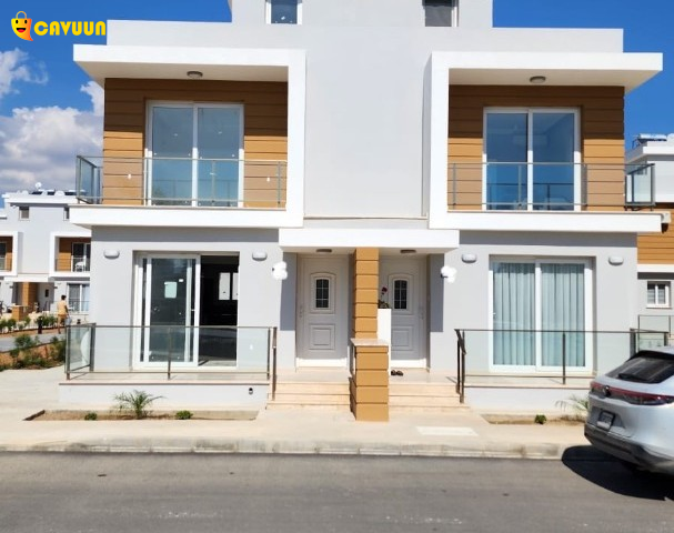 2+1 APARTMENT FOR SALE IN ISKEK LONG BEACH Yeni İskele - изображение 1