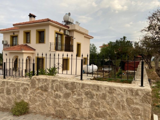 Villa 4+1 for sale in a great location in Arapkoy Girne