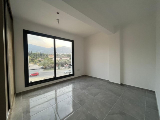 APARTMENT 2+1 FOR SALE IN CATALKOY, KYRENIA, ON THE HIGHWAY Girne