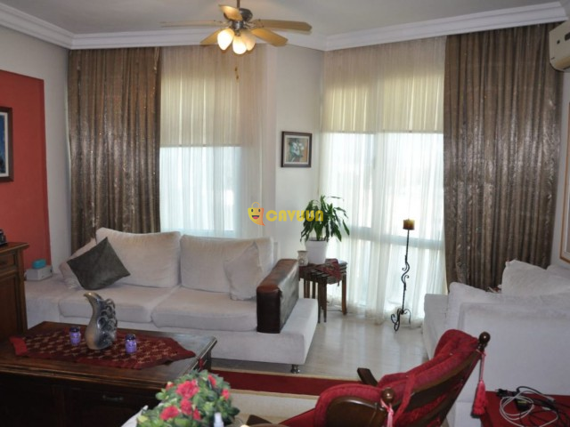Apartment in the center of Kyrenia, within walking distance from the port Nicosia - photo 7