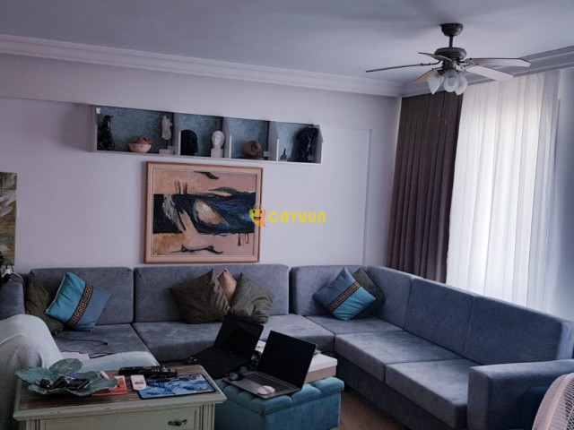 Apartment in the center of Kyrenia, within walking distance from the port Nicosia - изображение 1