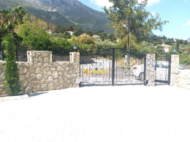 Villa with large garden and views of Bellapais Girne - изображение 7