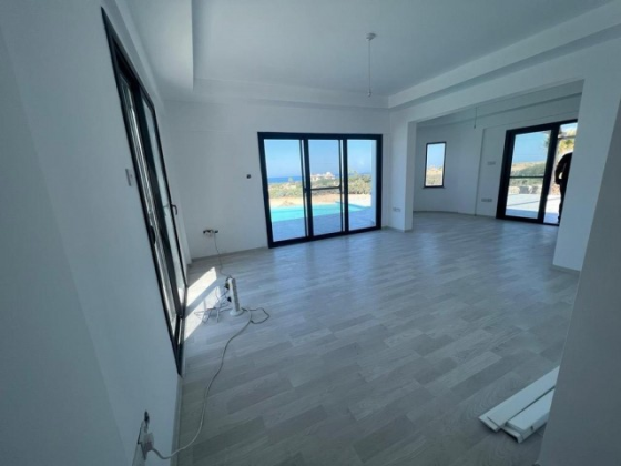 100 meters to the sea in Tatlysu ~ 3+1 villa with pool Girne