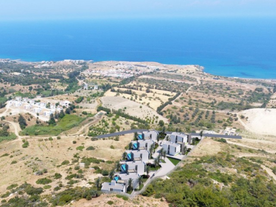 Villas with pool and sea and mountain views are for sale by owner in Kyrenia, Esentepe Girne