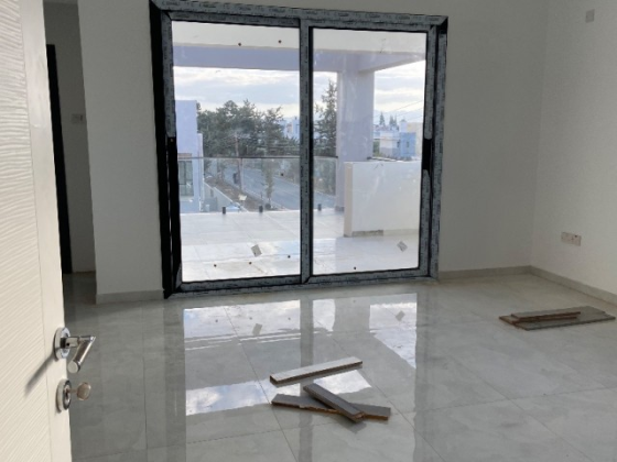 For sale 2+1 apartments 115m2 above a store in Bogaz Girne