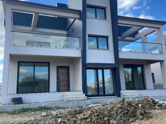 Sale of apartment 3+1 on the ground floor in Bogaz Girne