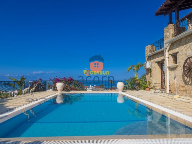 Incredible 3/4 bedroom stone villa with pool and breathtaking views Girne - изображение 8