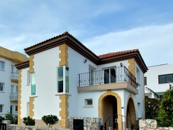 Villa 3+1 for urgent sale in Kyrenia Alsancak Girne