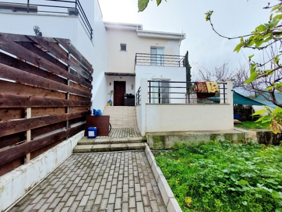 Semi-detached villa for sale in Girne Karaoglanoglu (near Gau) Girne