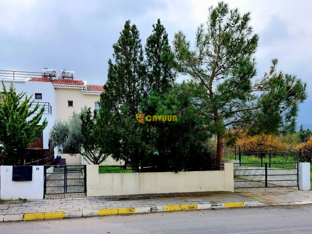 Semi-detached villa for sale in Girne Karaoglanoglu (near Gau) Girne - изображение 1