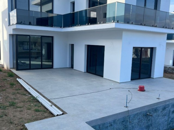 Villa for sale in Kyrenia Ozankoy 4+1 Girne