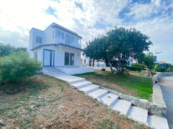 Villa for sale in Kyrenia Esentepe Girne