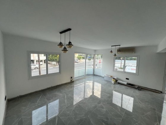 Apartment 3+1 for sale in the center of Kyrenia Girne