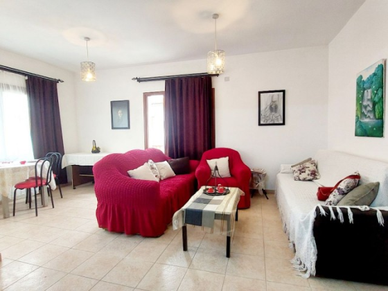 Apartment 1+1 in a complex with a swimming pool in Dogankoy, Kyrenia Girne