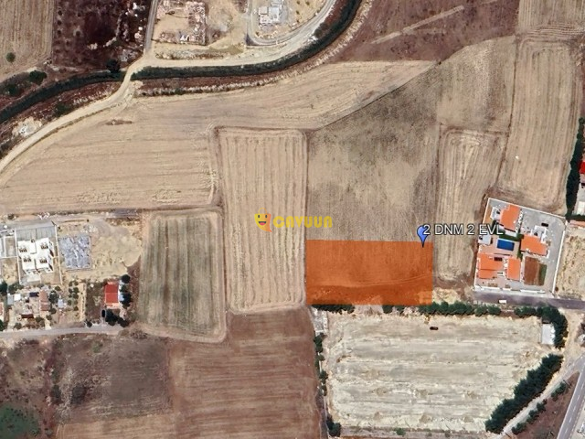 2 EVLEK LAND FOR SALE IN ALAYKOYE, 1 PLOT BETWEEN COMMUNITY ROADS Nicosia - изображение 1