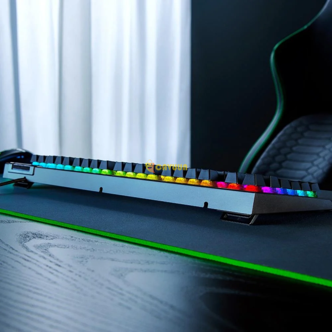 Razer Blackwidow V4 Istanbul - photo 2